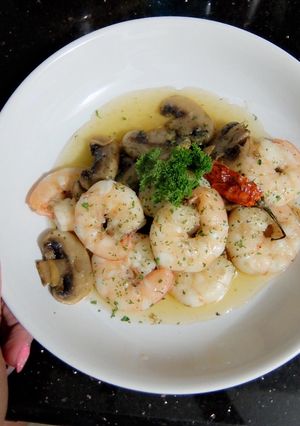 Foto resep Ajillo Ahijo, Spanish Sauté Shrimp & Mushroom