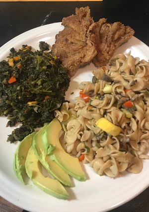 A picture of Alkaline Dinner Plate.