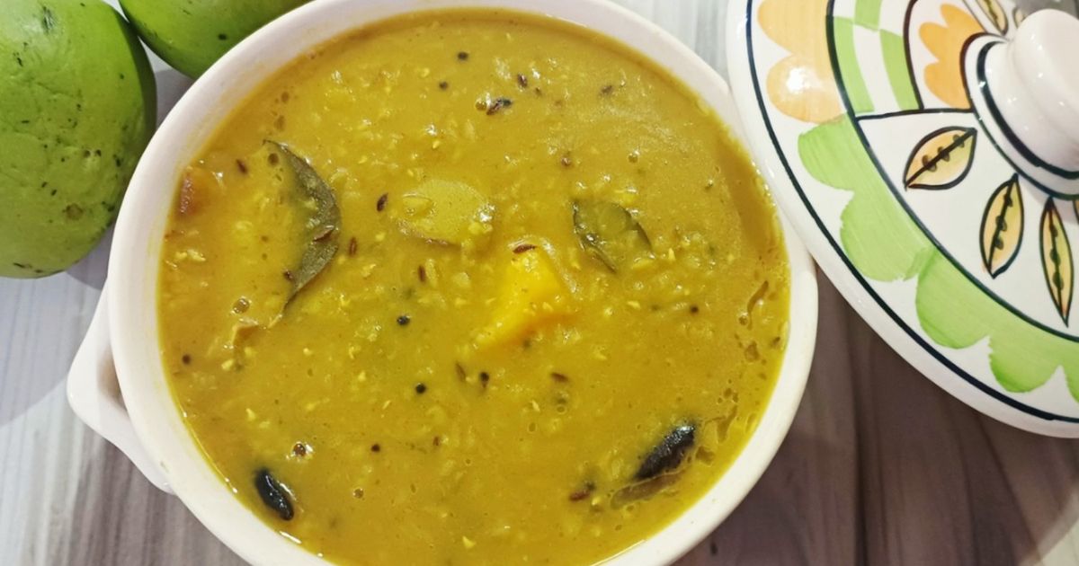Tok Daal Aam Diye/Kacha Aam Diye Tok Daal A Bengali Style Mosur Daal ...