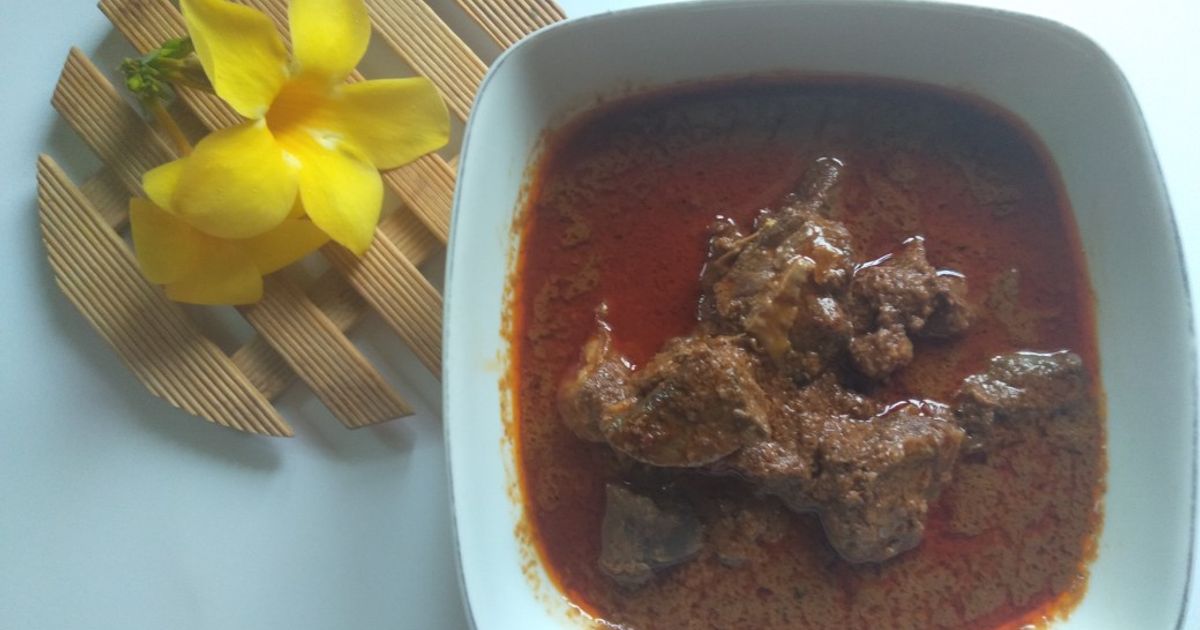 Kalio daging (masakan sebelum jadi rendang)