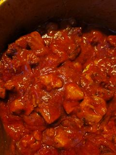 Una foto de Carne magra con tomate a mi manera