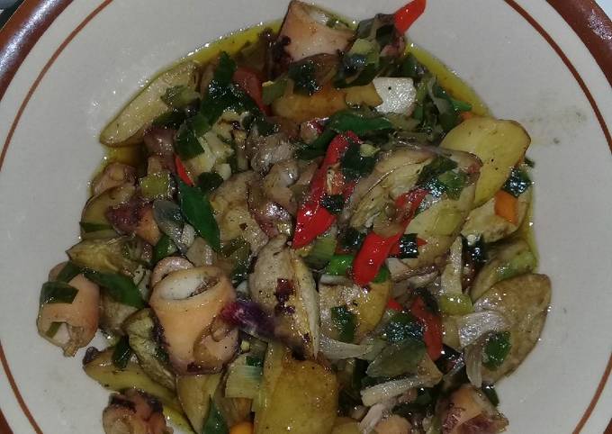 Cara Gampang Membuat Oseng2 jengkol + cumi yang Sempurna