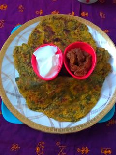 मेथी-पराठा (methi paratha recipe in marathi) रेसिपी चे मुख्य फोटो
