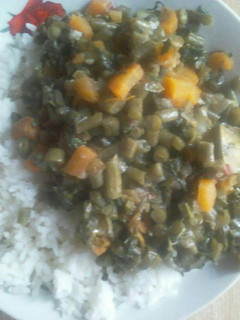 A picture of Rice served with French beans(Mîîshili).