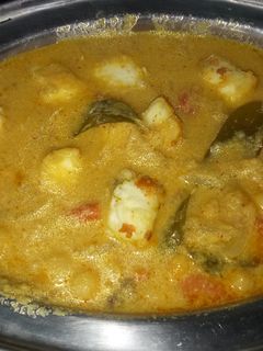 பன்னீர் பட்டாணி குருமா (Paneer battani Kurma Recipe in Tamil) செய்முறை முக்கிய புகைப்படம்