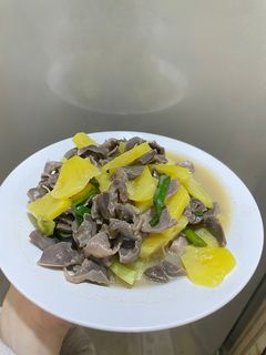 Hình của món Lòng Mề Xào Dứa.