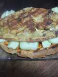 Pincho con pepino y sobras de tortilla