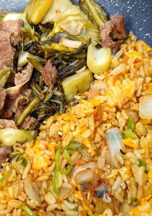 Hình của món Cơm rang dưa bò.
