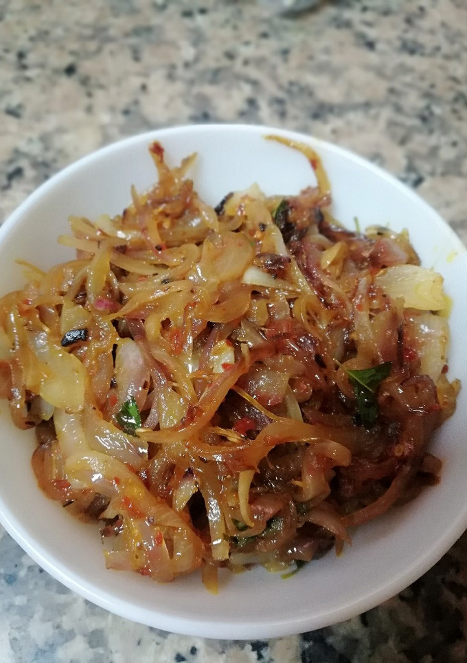 A picture of Easy make caramelized onion.