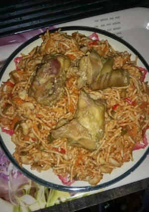 A picture of Vegetable Pasta and Chicken.