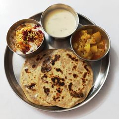 A picture of Puran Puri.