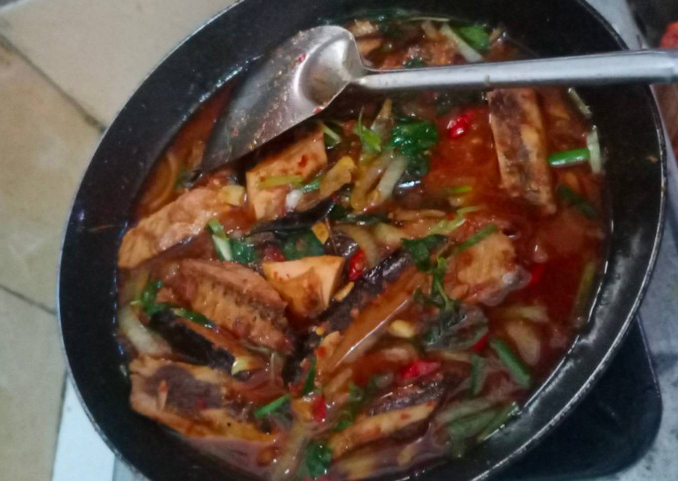 Sambel tongkol daun kemangi