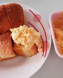Telor mayo mustard garlic bread(#466)