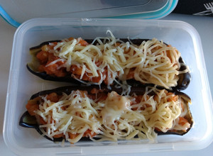 Foto principal de Berenjenas de pollo y tomate al microondas para tupper