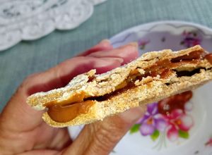 Una foto de Alfajores tabletas c/dulce de leche tipo Dubai