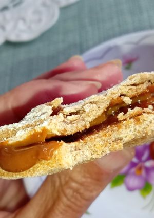 Una foto de Alfajores tabletas c/dulce de leche tipo Dubai