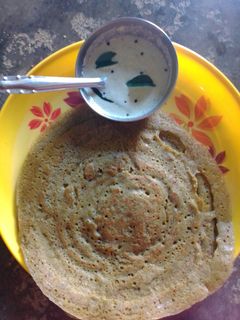 தூதுவளை தோசை (Thoothuvalai dosai recipe in tamil) செய்முறை முக்கிய புகைப்படம்