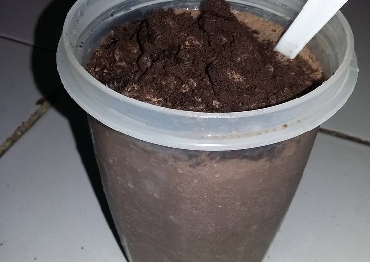 Easiest Way to Cook Appetizing Oreo milkshake
