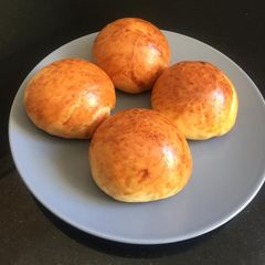A picture of Buns.