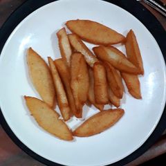 A picture of Idli french fries.