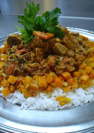 Una foto de Ragú de cordero con arroz blanco