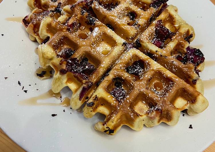 Easiest Way to Prepare Any-night-of-the-week Strawberry &amp; Blueberry Waffles