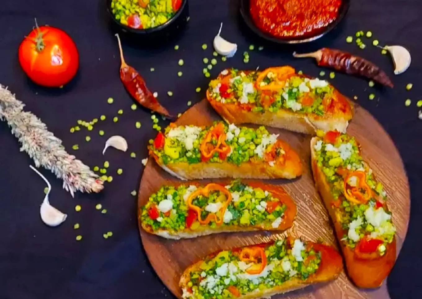 Pok Bhel Bhruschetta