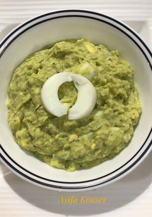 A picture of Avacado Egg Salad.