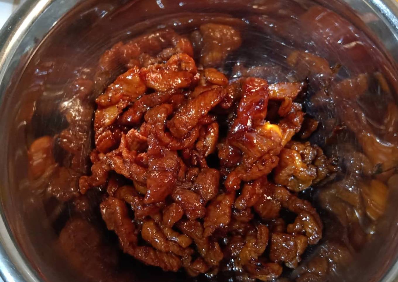 Babi kecap manis (tidak halal)