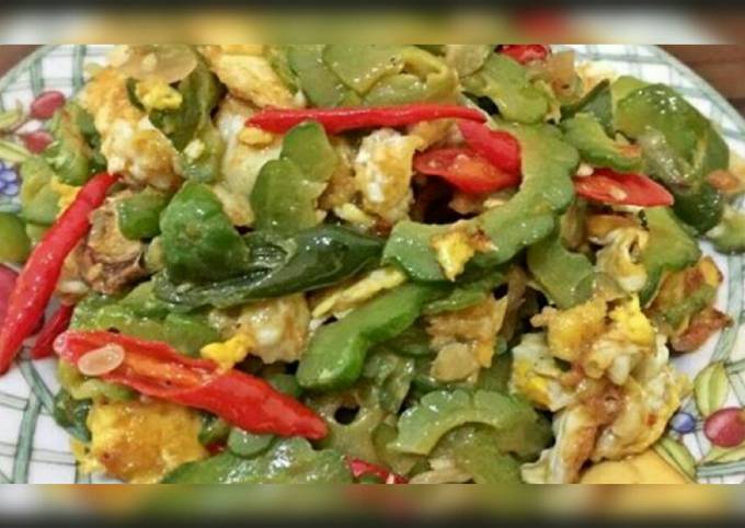 Resep Oseng pare orak arik telur-telur yang Menggugah Selera