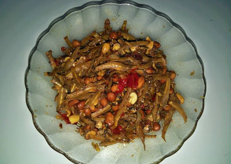 Tumis Ikan teri & kacang tanah
