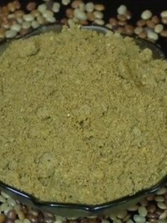 கொள்ளு பொடி(kollu podi recipe in tamil) செய்முறை முக்கிய புகைப்படம்
