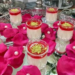 A picture of Mahalabia dessert.
