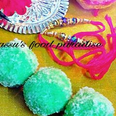 A picture of Date stuffed paneer coconut ladoo.