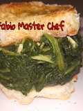 Cicoria fritta servita con Crostini di Pane Profumato