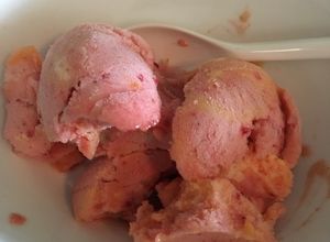 Una foto de Helado de frutas sin leche