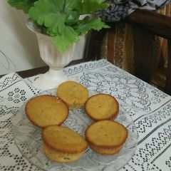 A picture of Banana muffins.