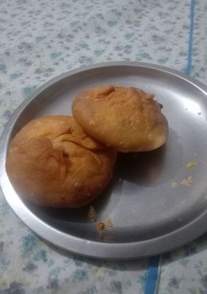 खस्ता कचोड़ी (khasta kachodi recipe in Hindi) रेसिपी मुख्य फोटो