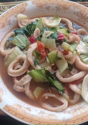 Foto resep Tumis pokcoy cumi cube