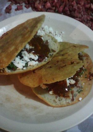Una foto de Gorditas de chicharrón prensado