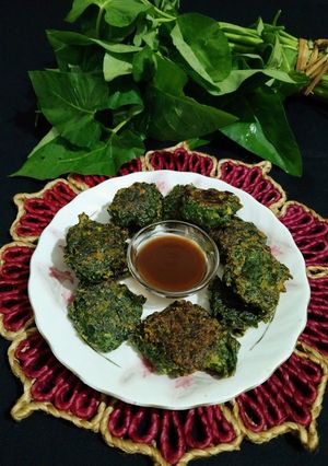 A picture of Water Spinach Fritters.