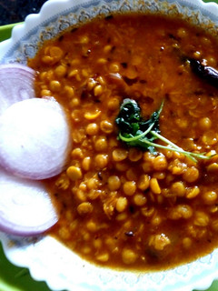 मसालेदार चना दाल (Masaledar chana dal recipe in Hindi) रेसिपी मुख्य फोटो