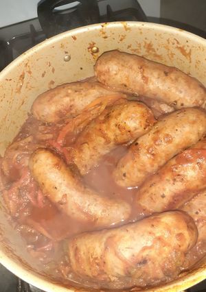 Una foto de Chorizos a la pomarola