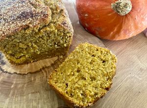 Une photo de Cake citrouille, coco et cannelle