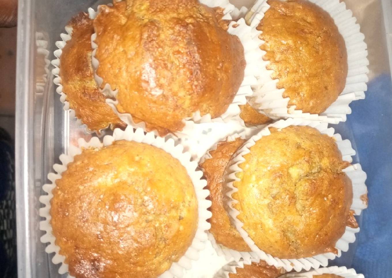 Banana bread muffins