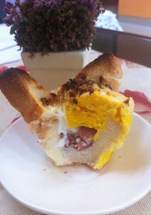 Foto resep Telur Mangkuk Roti (kreasi roti sisa)