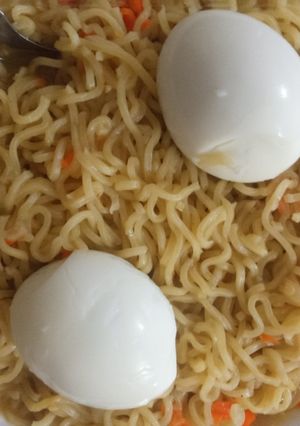 Indomie da kwai ainihin hoton girkin