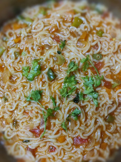 சூப்பி நூடுல்ஸ் (Soupy noodles recipe in tamil) செய்முறை முக்கிய புகைப்படம்