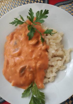 Tejfölös gombapaprikás🍄 recept fotója