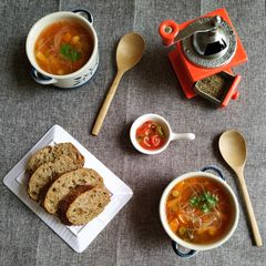 A picture of Zero-oil vegetable soup.